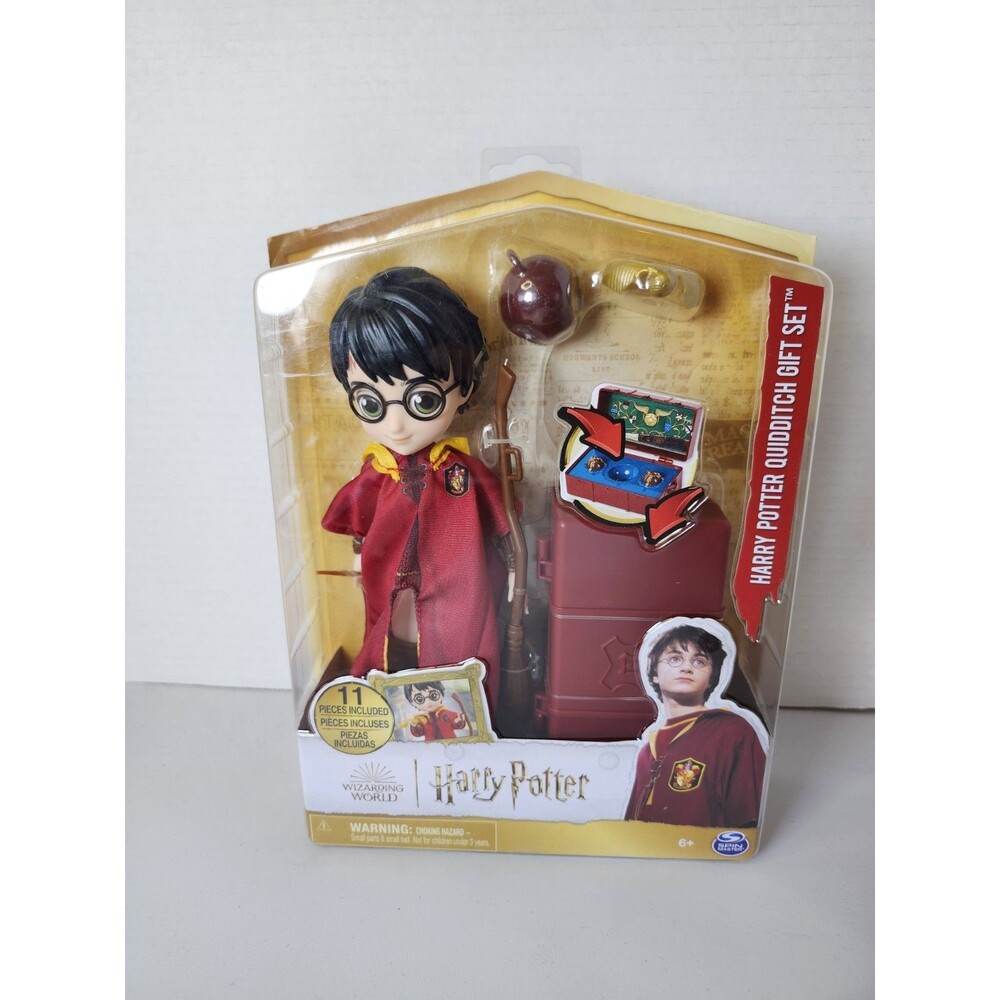 Wizarding World Harry Potter Quidditch Doll Gift Set and 9 Doll Accessories New